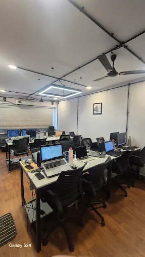 Highsense - Best IT company in surat Photo 1