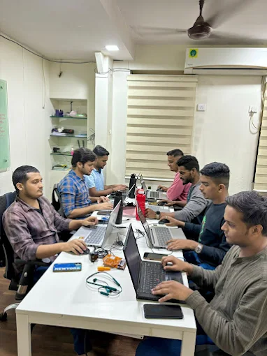 Techinfinity - Marketing Agency In Mumbai Photo 3